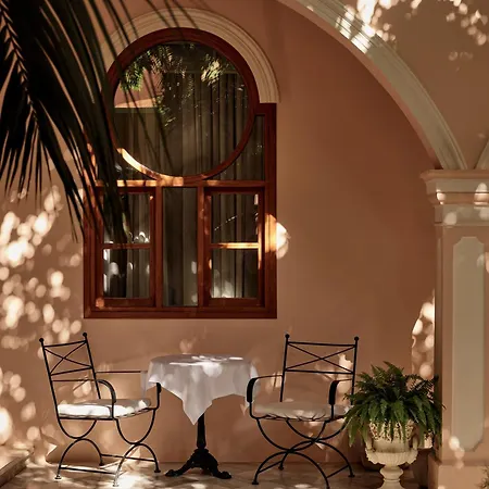 Casa Delfino & Otel Hanya
